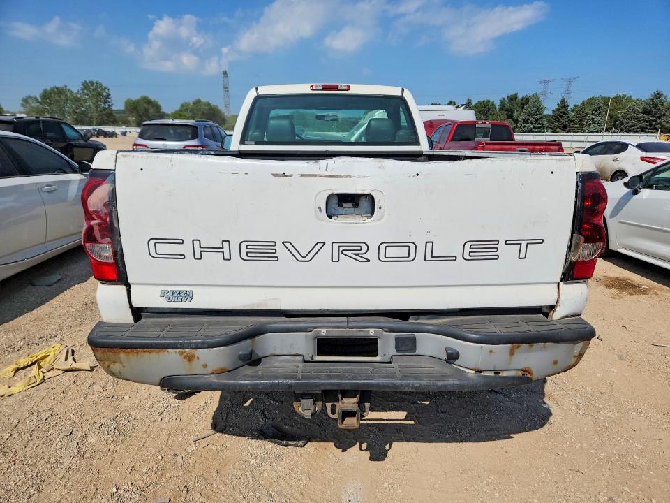 Photo 6 from auction – 2004 CHEVROLET SILVERADO with VIN 1GCHC24U44E262311
