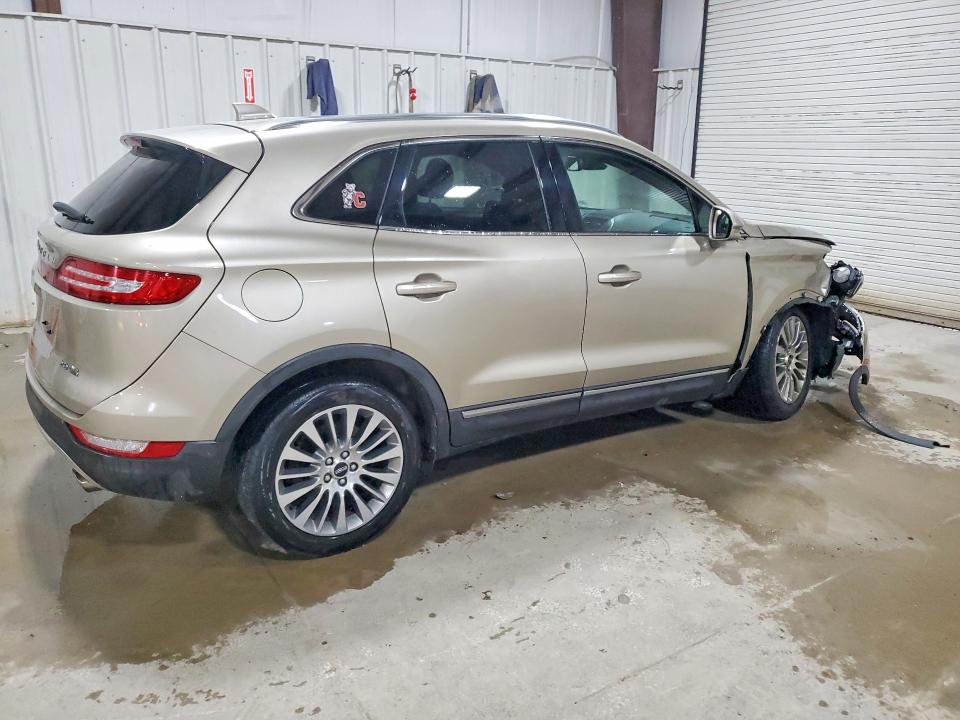 Photo 3 from auction – 2015 LINCOLN MKC with VIN 5LMCJ2A91FUJ25862