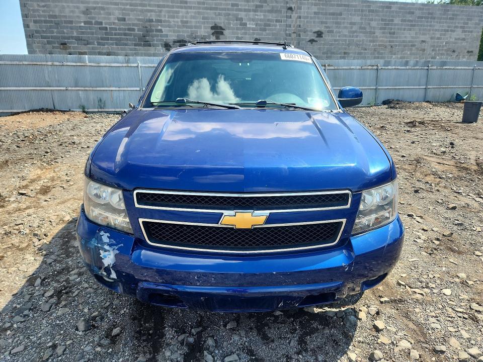 Снимка 5 от търг – 2012 CHEVROLET SUBURBAN с VIN 1GNSKJE74CR297229