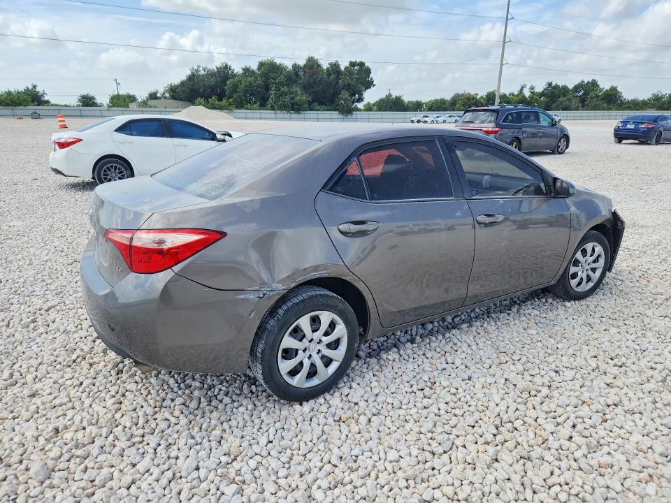 Photo 3 from auction – 2017 TOYOTA COROLLA with VIN 2T1BURHE3HC818387