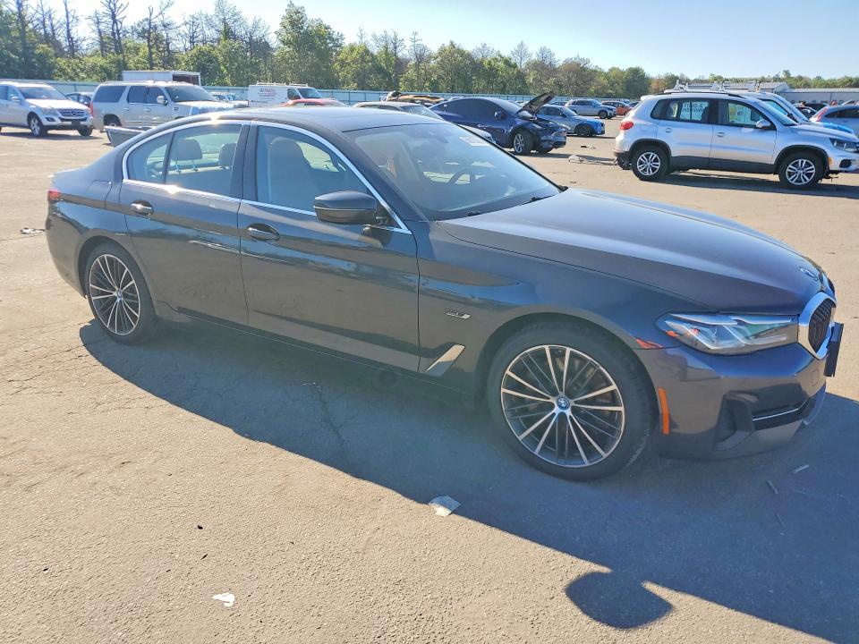 Photo 4 from auction – 2022 BMW 530XE with VIN WBA33AG08NCJ73056