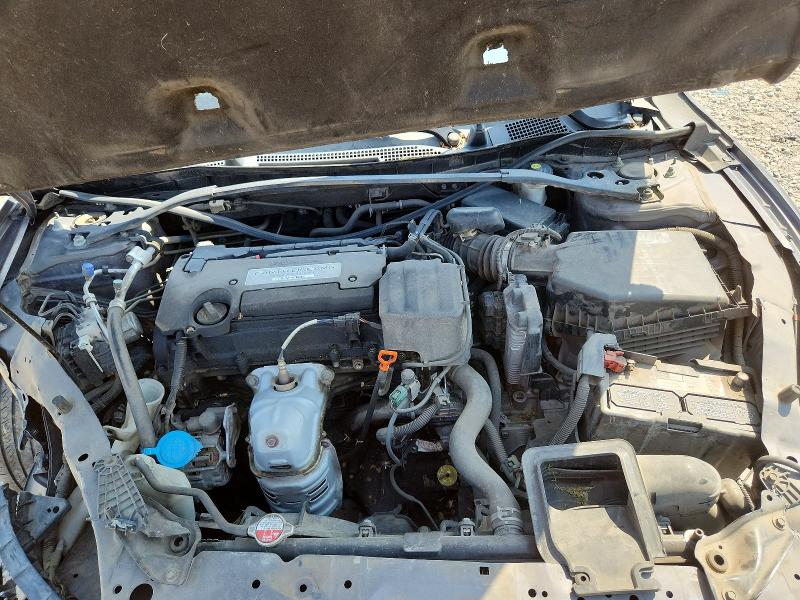 Photo 11 from auction – 2015 HONDA ACCORD with VIN 1HGCR2F53FA097524