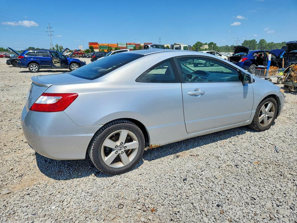 Photo 3 from auction – 2008 HONDA CIVIC with VIN 2HGFG12828H573389