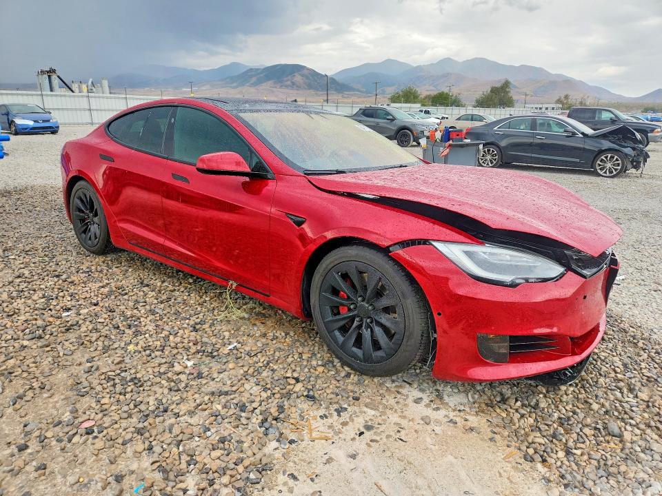 Photo 4 from auction – 2017 TESLA MODEL S with VIN 5YJSA1E26HF189479