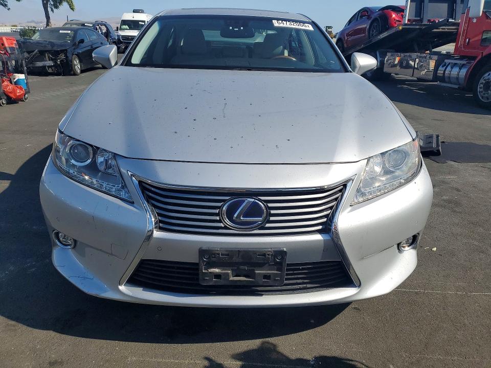 Photo 5 from auction – 2015 LEXUS ES with VIN JTHBW1GG0F2100336