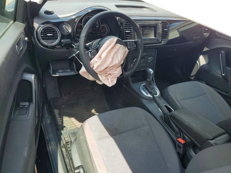 Photo 8 from auction – 2019 VOLKSWAGEN BEETLE with VIN 3VWFD7AT2KM719103