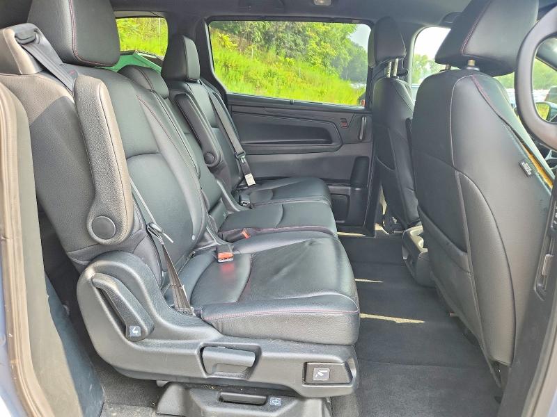 Photo 11 from auction – 2023 HONDA ODYSSEY with VIN 5FNRL6H75PB065876