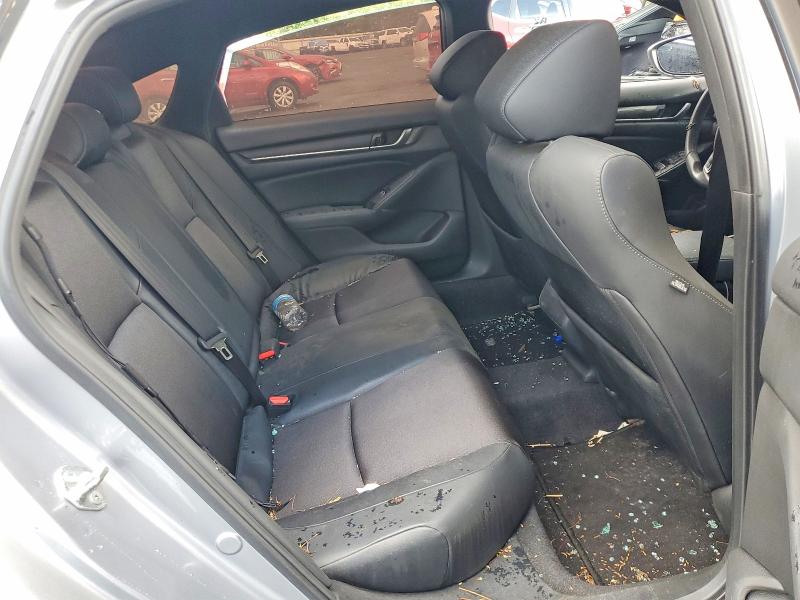 Photo 10 from auction – 2018 HONDA ACCORD with VIN 1HGCV2F3XJA024427