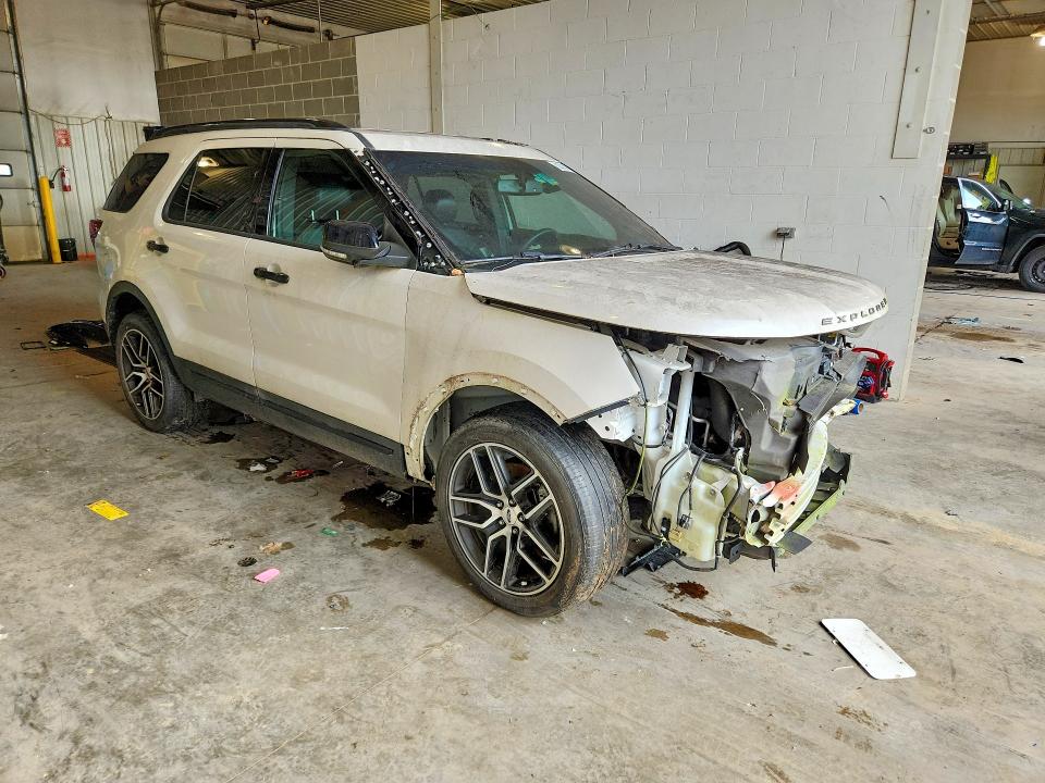 Photo 4 from auction – 2016 FORD EXPLORER with VIN 1FM5K8GT9GGA13745