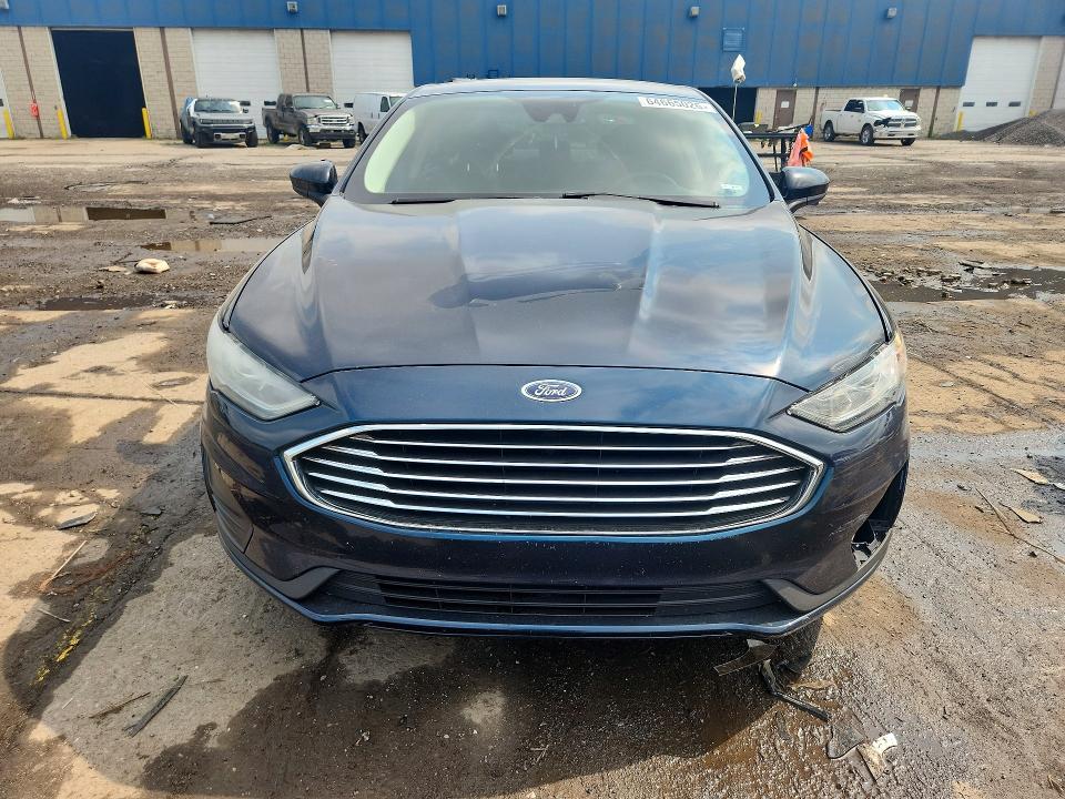 Photo 5 from auction – 2020 FORD FUSION with VIN 3FA6P0HD9LR260937
