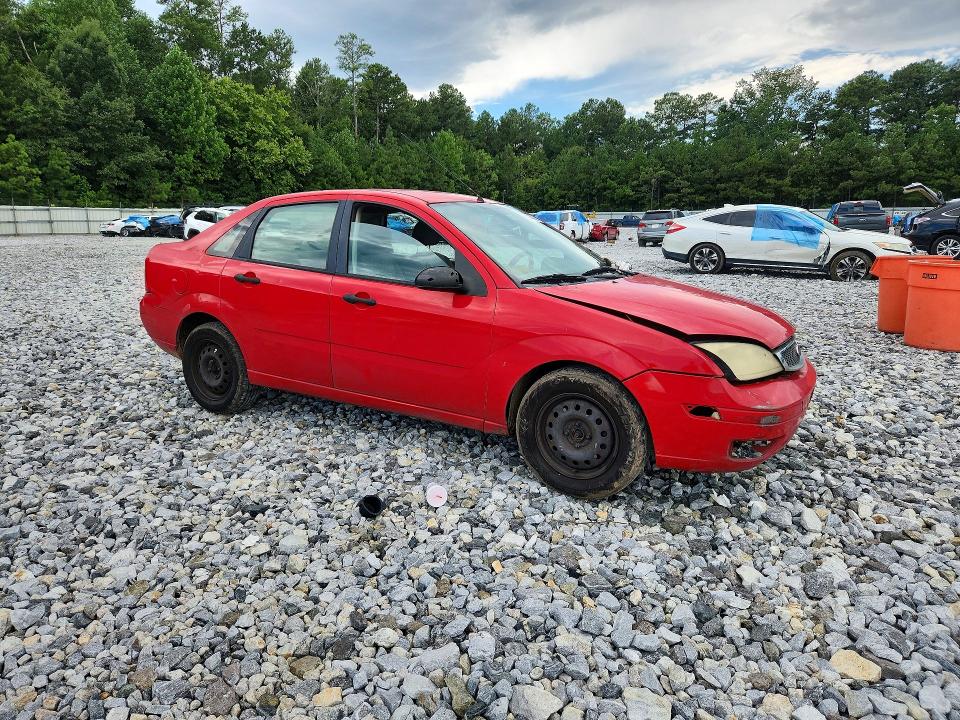 Photo 4 from auction – 2005 FORD FOCUS with VIN 1FAFP34N35W207621