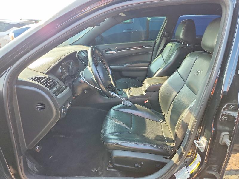 Photo 7 from auction – 2018 CHRYSLER 300 with VIN 2C3CCAGG2JH321195