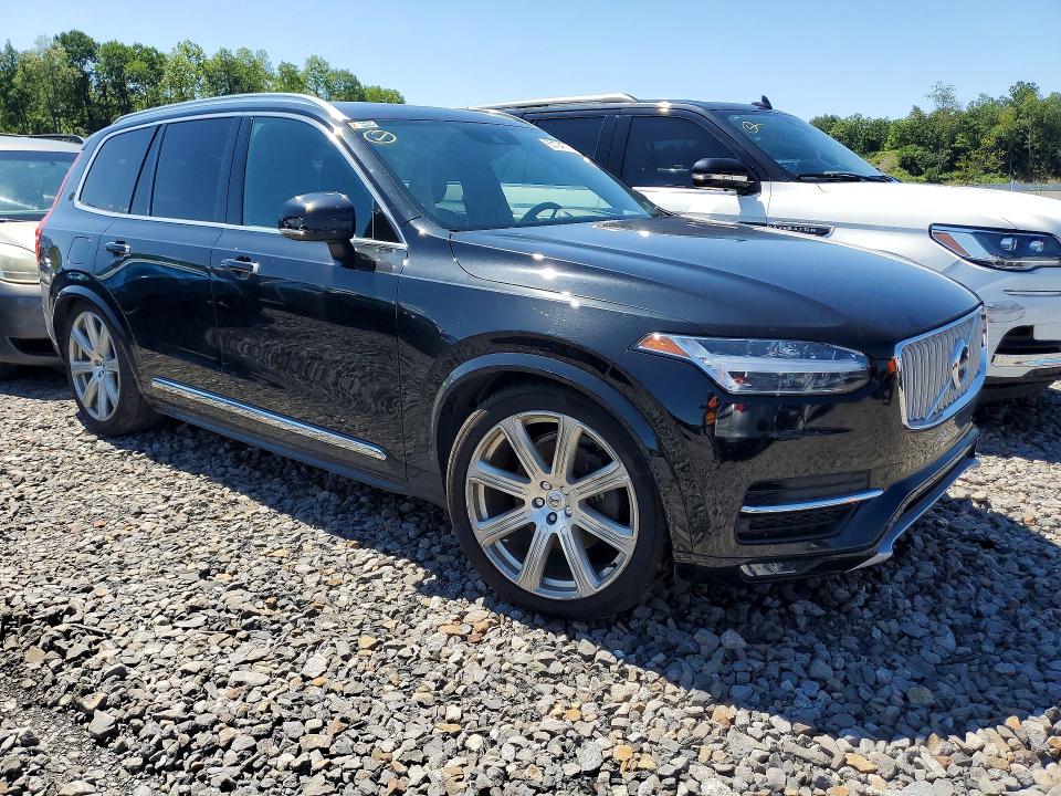 Photo 4 from auction – 2018 VOLVO XC90 with VIN YV4A22PL9J1320257