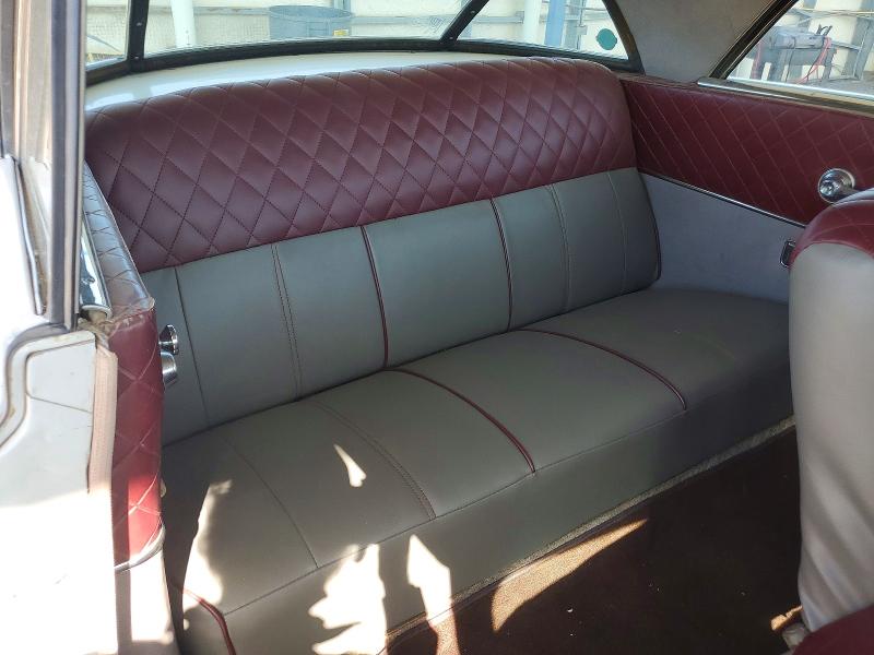 Photo 10 from auction – 1952 STUDEBAKER COMMANDER with VIN V127821