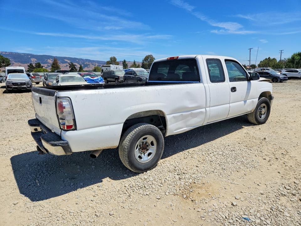 Photo 3 from auction – 2000 CHEVROLET SILVERADO with VIN 1GCGC29U1YE417004