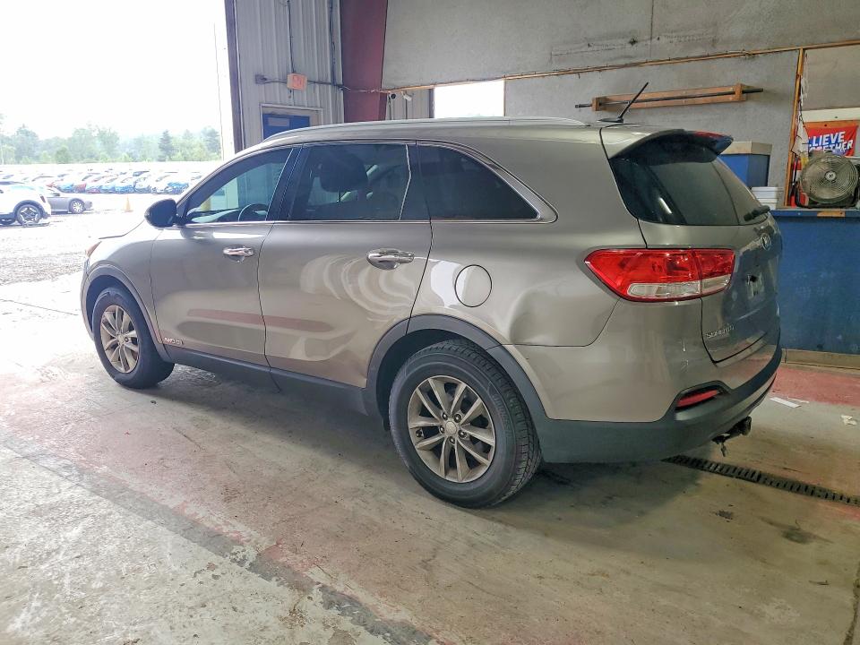Photo 2 from auction – 2016 KIA SORENTO with VIN 5XYPGDA58GG150924