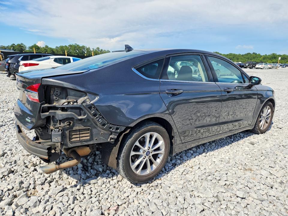 Photo 3 from auction – 2020 FORD FUSION with VIN 3FA6P0HD7LR202082