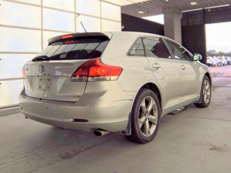 Photo 4 from auction – 2010 TOYOTA VENZA with VIN 4T3BK3BB2AU041228
