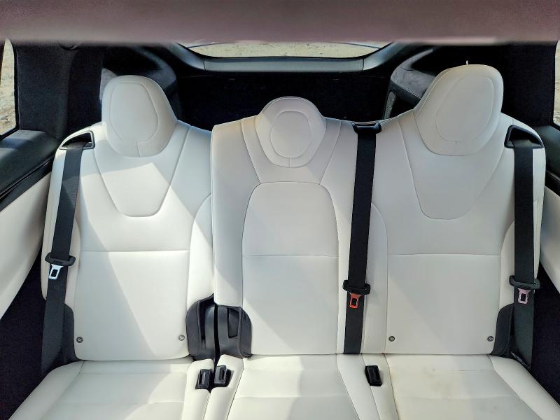 Photo 10 from auction – 2018 TESLA MODEL X with VIN 5YJXCDE24JF121964