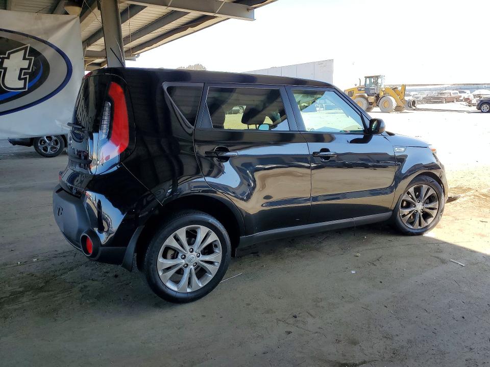 Photo 3 from auction – 2015 KIA SOUL with VIN KNDJP3A53F7186970
