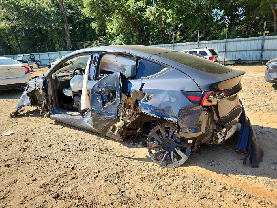 Photo 2 from auction – 2021 TESLA MODEL Y with VIN 5YJYGDEEXMF070512