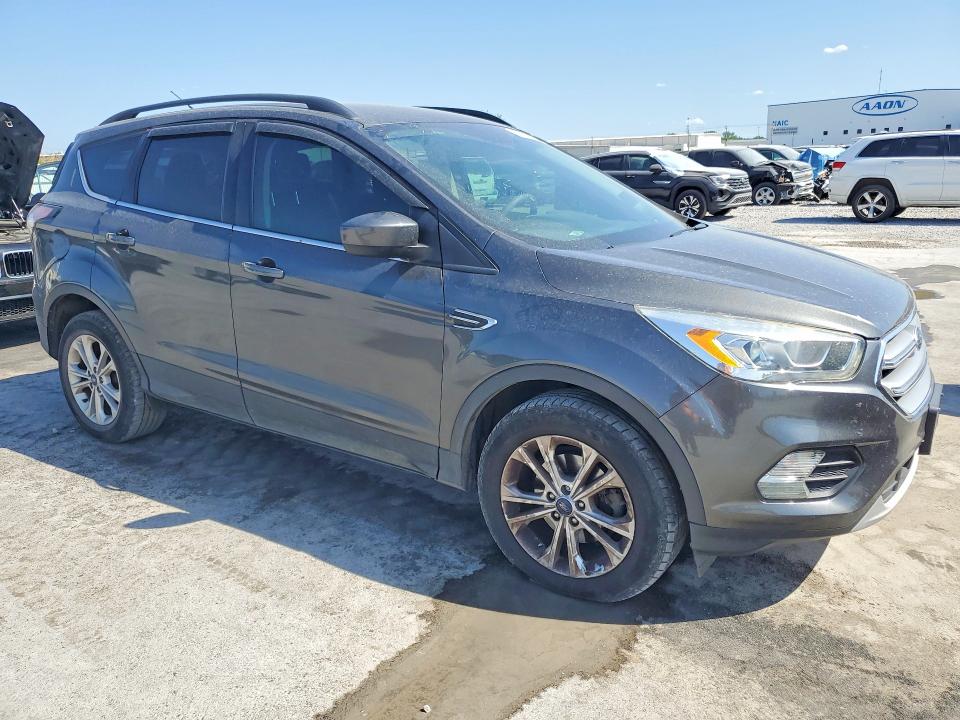Photo 4 from auction – 2017 FORD ESCAPE with VIN 1FMCU0GD9HUD93409