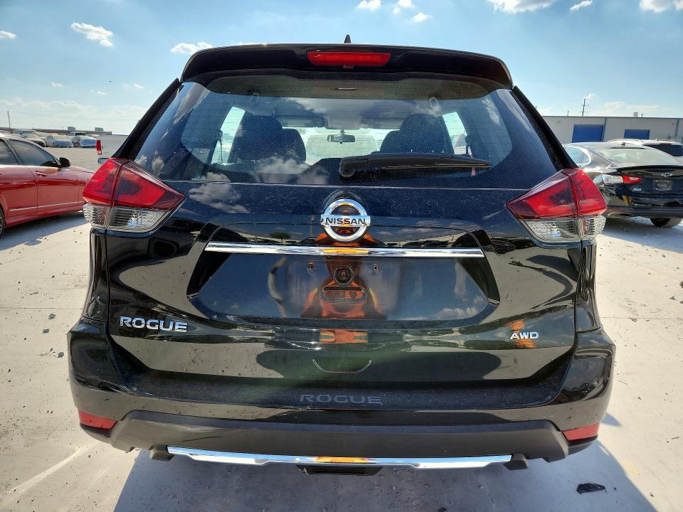 Photo 6 from auction – 2018 NISSAN ROGUE with VIN KNMAT2MV4JP513760