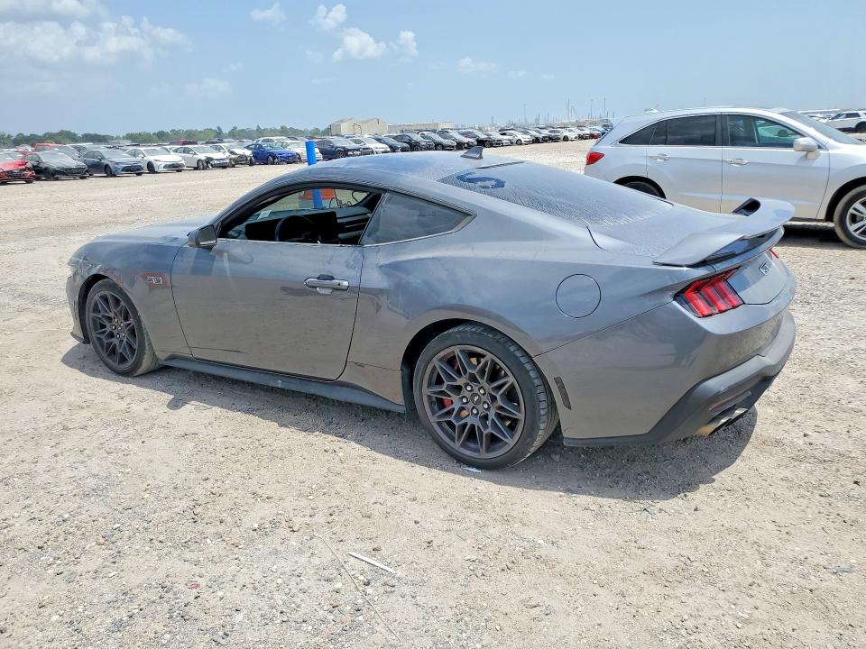 Photo 2 from auction – 2025 FORD MUSTANG with VIN 1FA6P8CF1S5418535