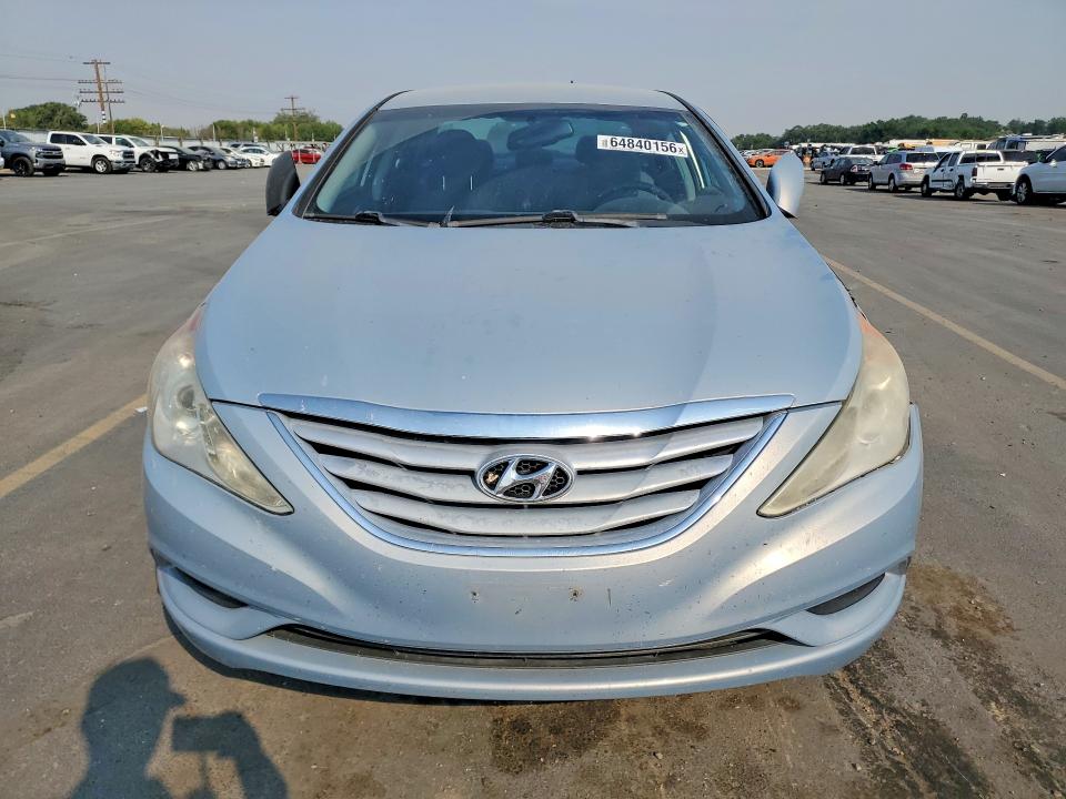 Photo 5 from auction – 2012 HYUNDAI SONATA with VIN 5NPEB4AC2CH366811