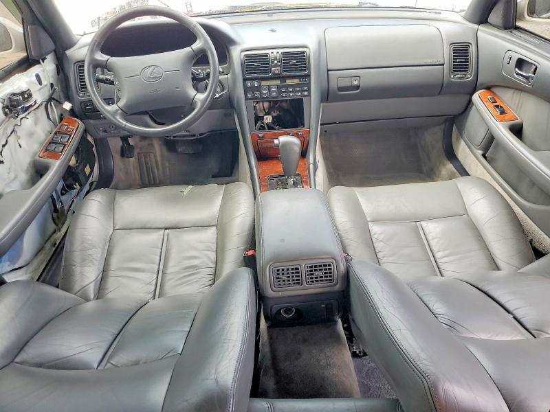 Photo 8 from auction – 1994 LEXUS LS with VIN JT8UF11E0R0191172