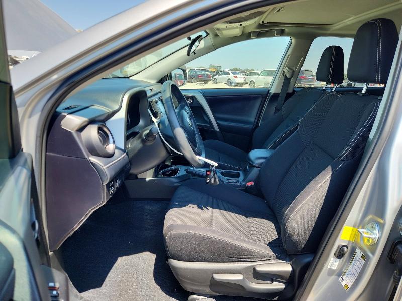 Photo 7 from auction – 2017 TOYOTA RAV4 with VIN 2T3WFREV2HW398174