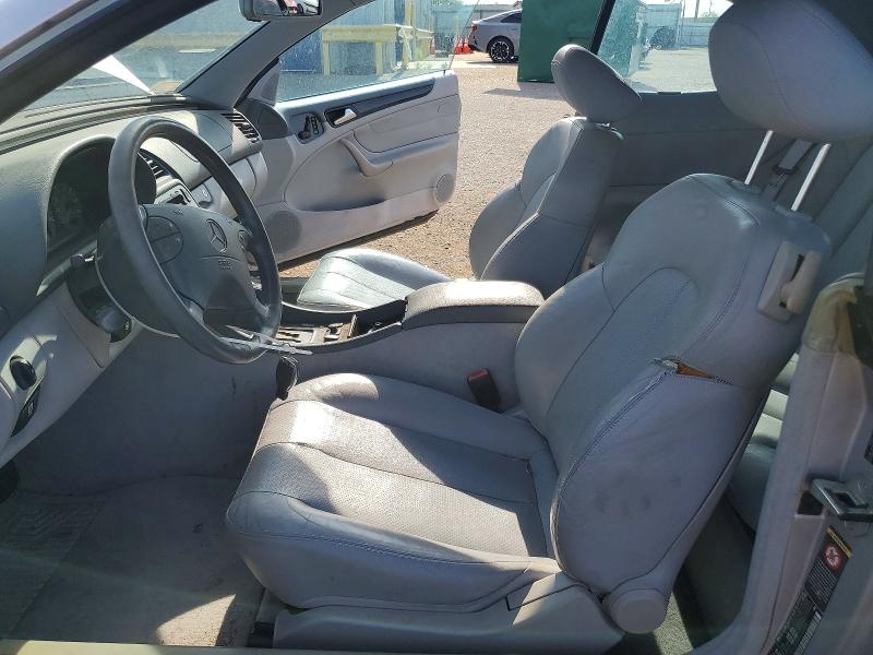 Снимка 7 от търг – 2001 MERCEDES-BENZ CLK с VIN WDBLK70GX1T056443