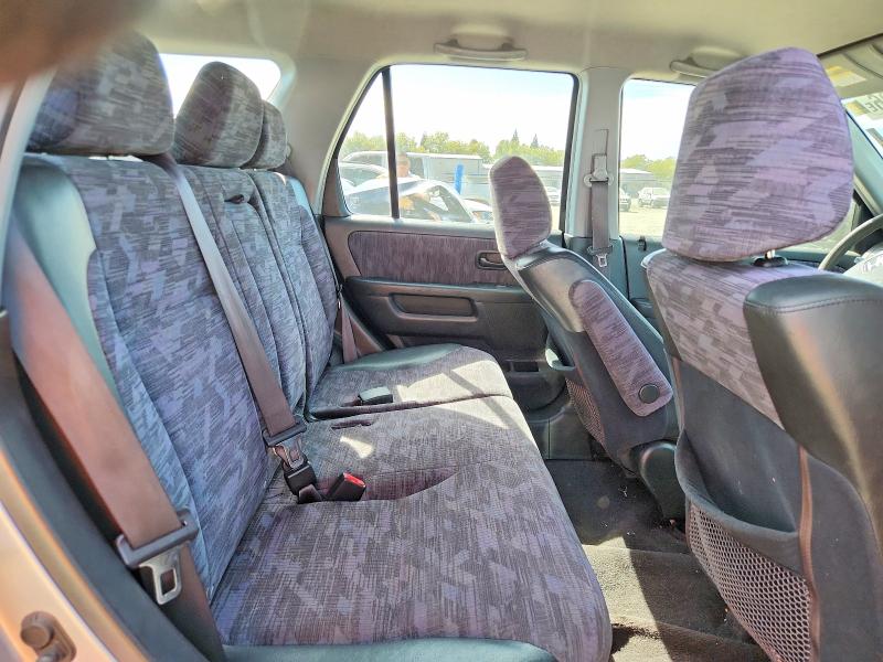 Photo 10 from auction – 2002 HONDA CR-V with VIN JHLRD78462C076676