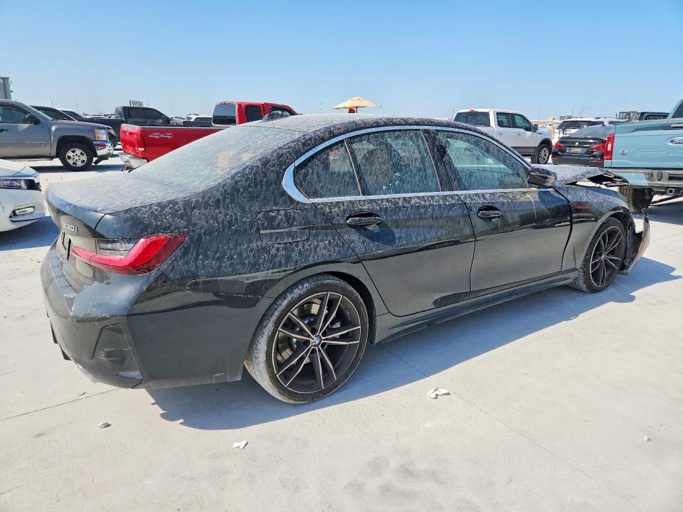 Photo 3 from auction – 2024 BMW 330I with VIN 3MW69FF05R8E14210