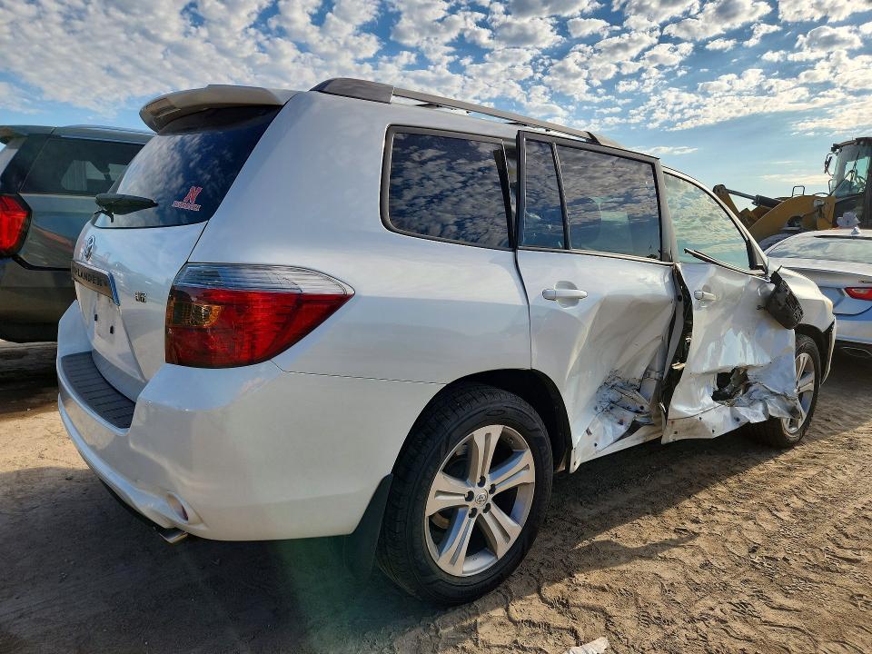 Photo 3 from auction – 2008 TOYOTA HIGHLANDER with VIN JTEDS43A382051527