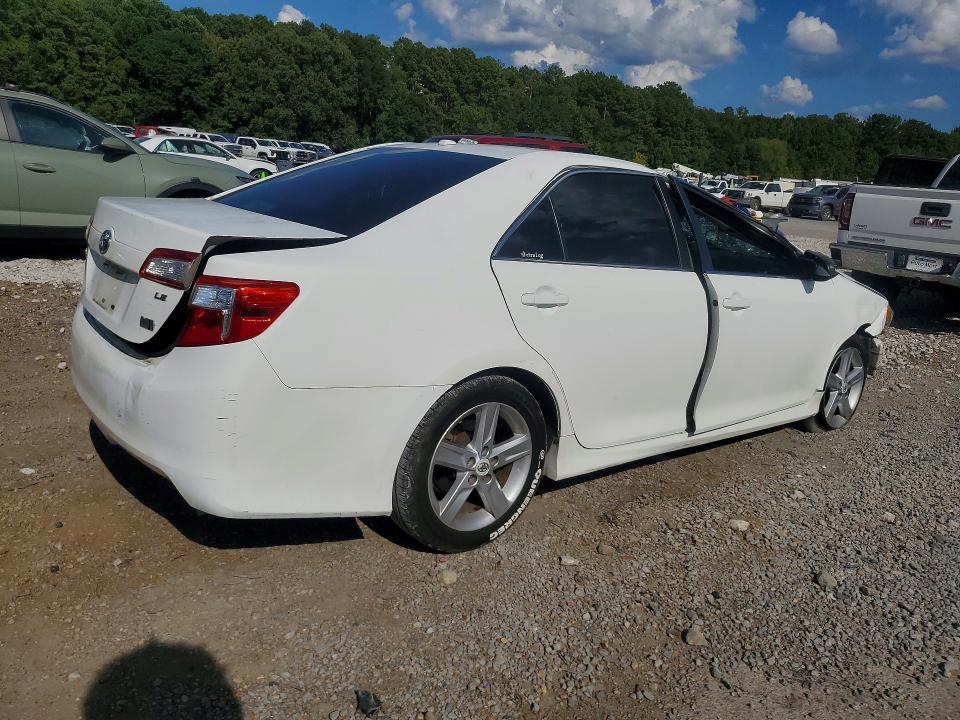 Photo 3 from auction – 2012 TOYOTA CAMRY with VIN 4T1BF1FK9CU593016