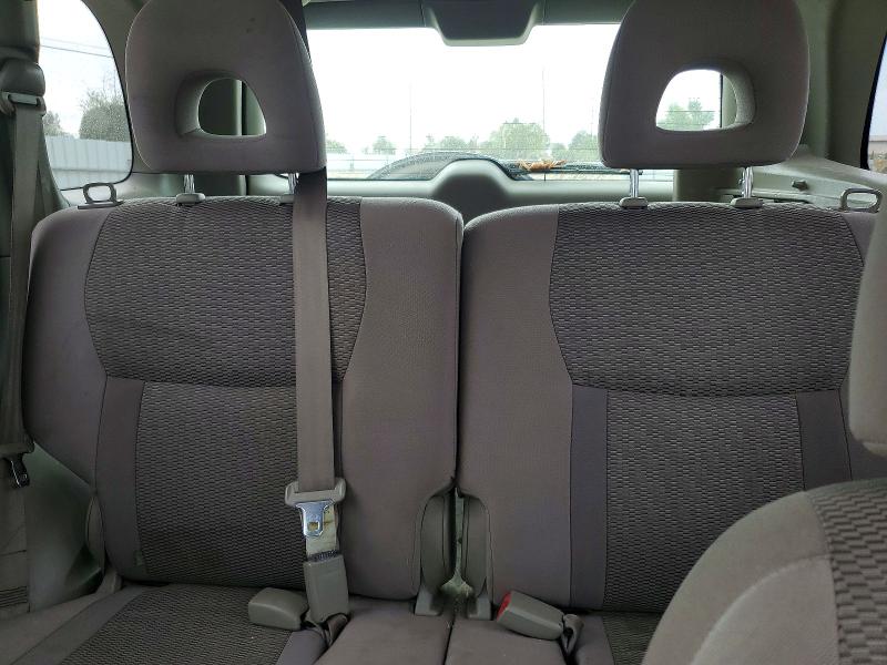 Photo 10 from auction – 2004 TOYOTA RAV4 with VIN JTEGD20V440016455