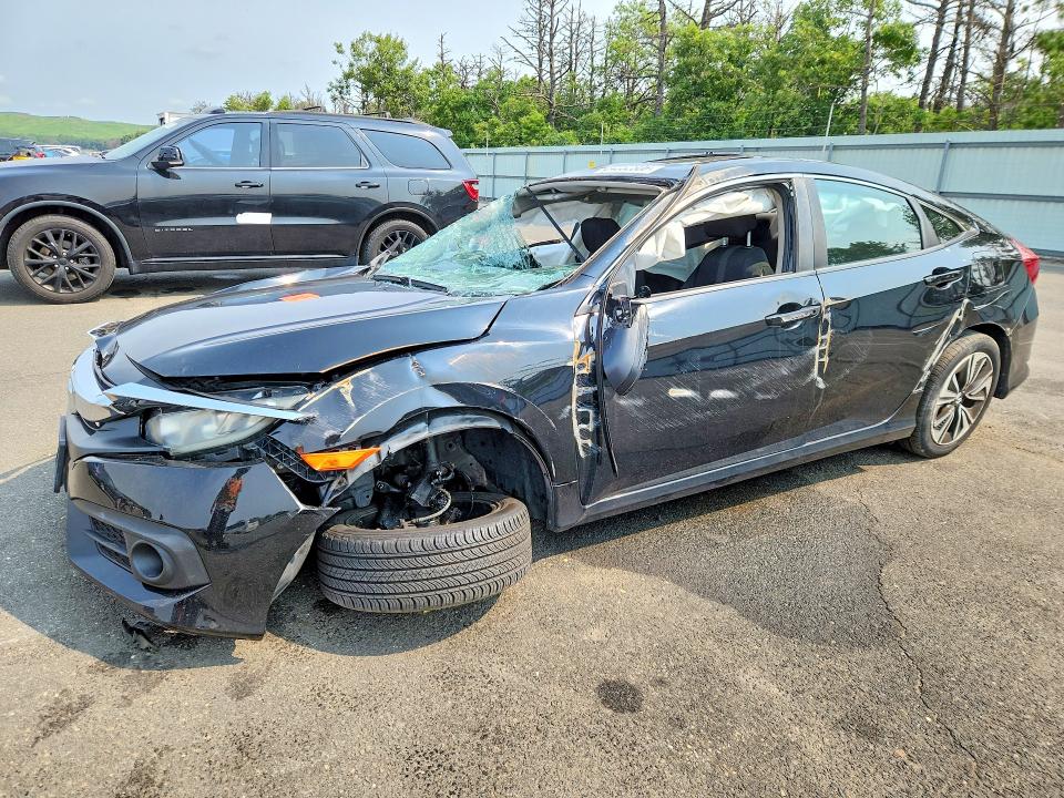 HONDA CIVIC 2016 with VIN 19XFC1F32GE223781 - Photo from auction