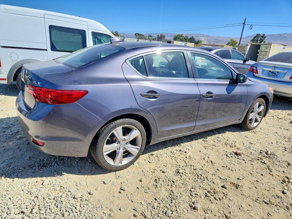 Photo 3 from auction – 2015 ACURA ILX with VIN 19VDE1F73FE005344