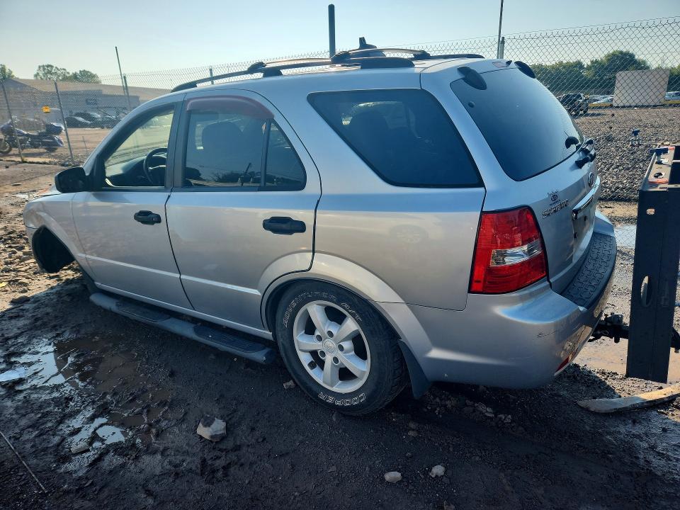 Photo 2 from auction – 2007 KIA SORENTO with VIN KNDJC736875672261