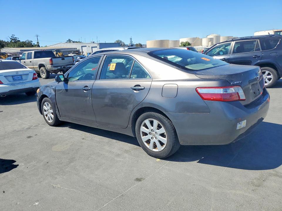 Photo 2 from auction – 2007 TOYOTA CAMRY with VIN JTNBB46K773002545