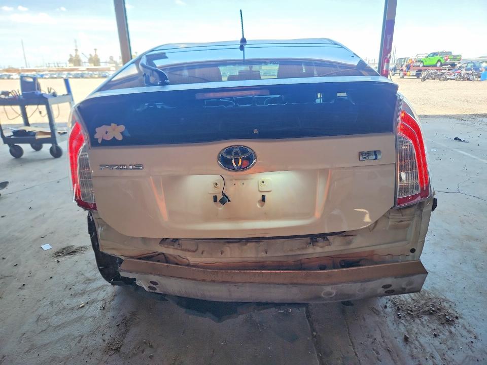 Photo 6 from auction – 2013 TOYOTA PRIUS with VIN JTDKN3DU3D1646299