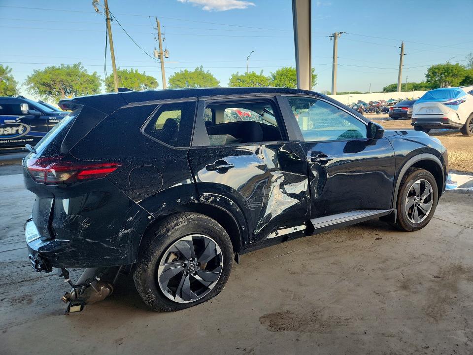 Снимка 3 от търг – 2026 NISSAN ROGUE с VIN 5N1BT3BA9TC733220