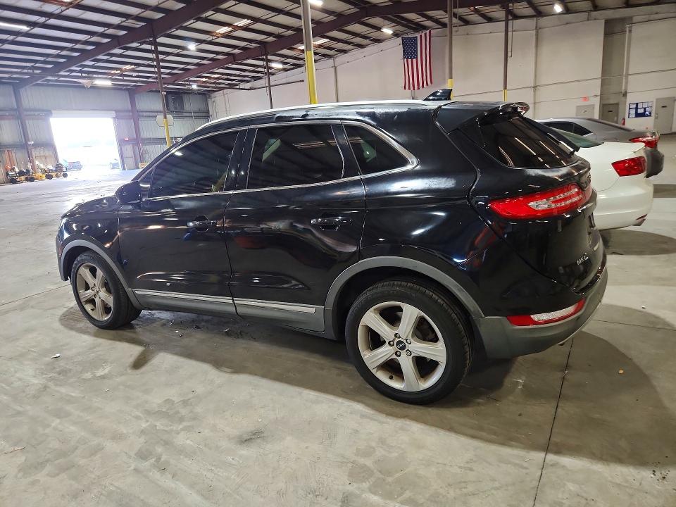 Photo 2 from auction – 2017 LINCOLN MKC with VIN 5LMCJ1C94HUL22292