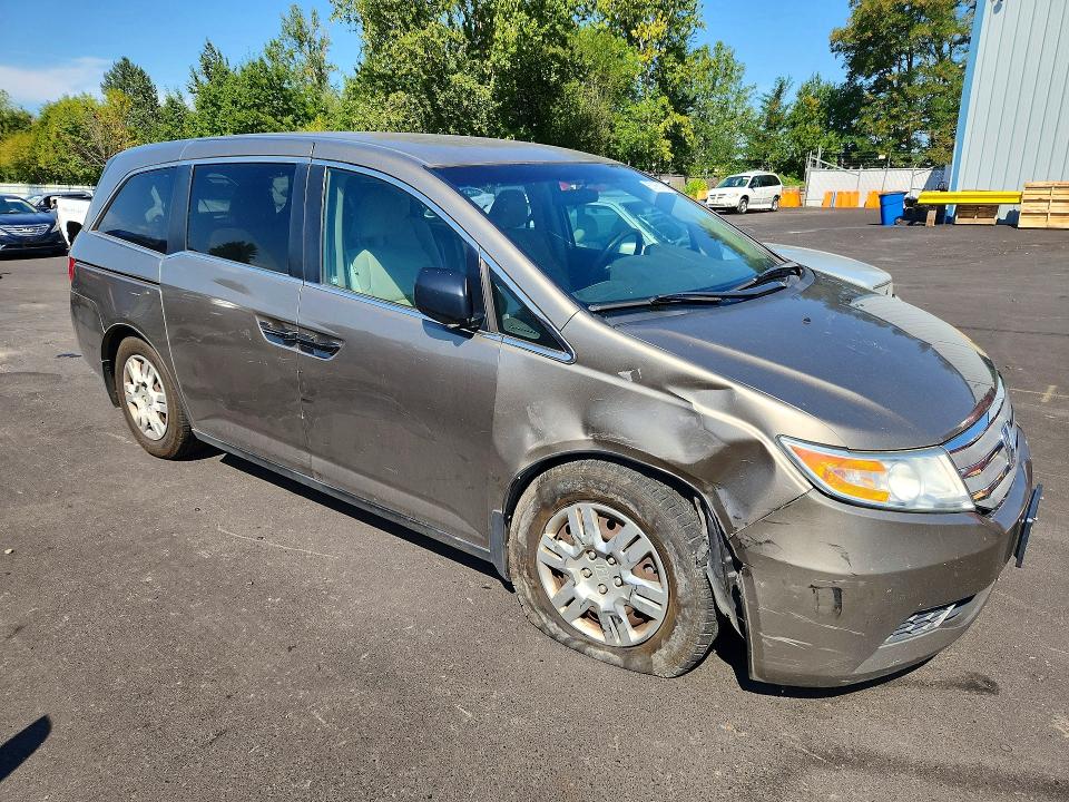 Photo 4 from auction – 2012 HONDA ODYSSEY with VIN 5FNRL5H27CB021449