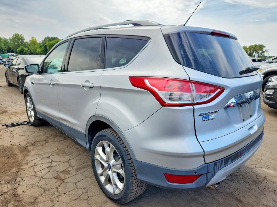 Photo 2 from auction – 2015 FORD ESCAPE with VIN 1FMCU9JX9FUA97360