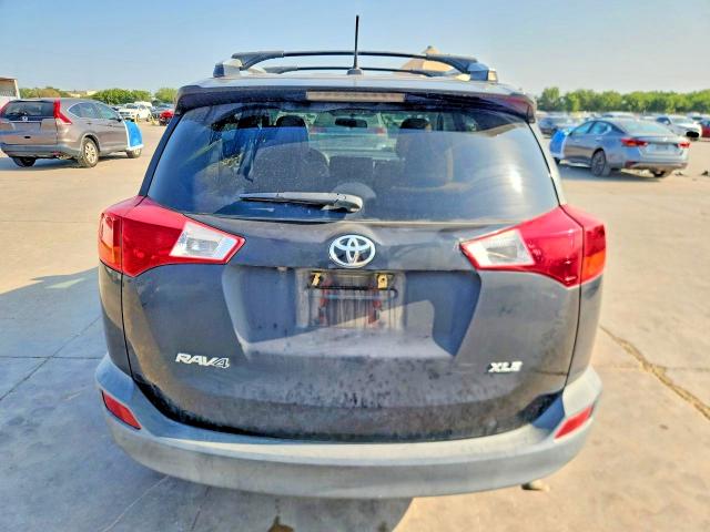 Photo 6 from auction – 2013 TOYOTA RAV4 with VIN 2T3WFREV7DW023777