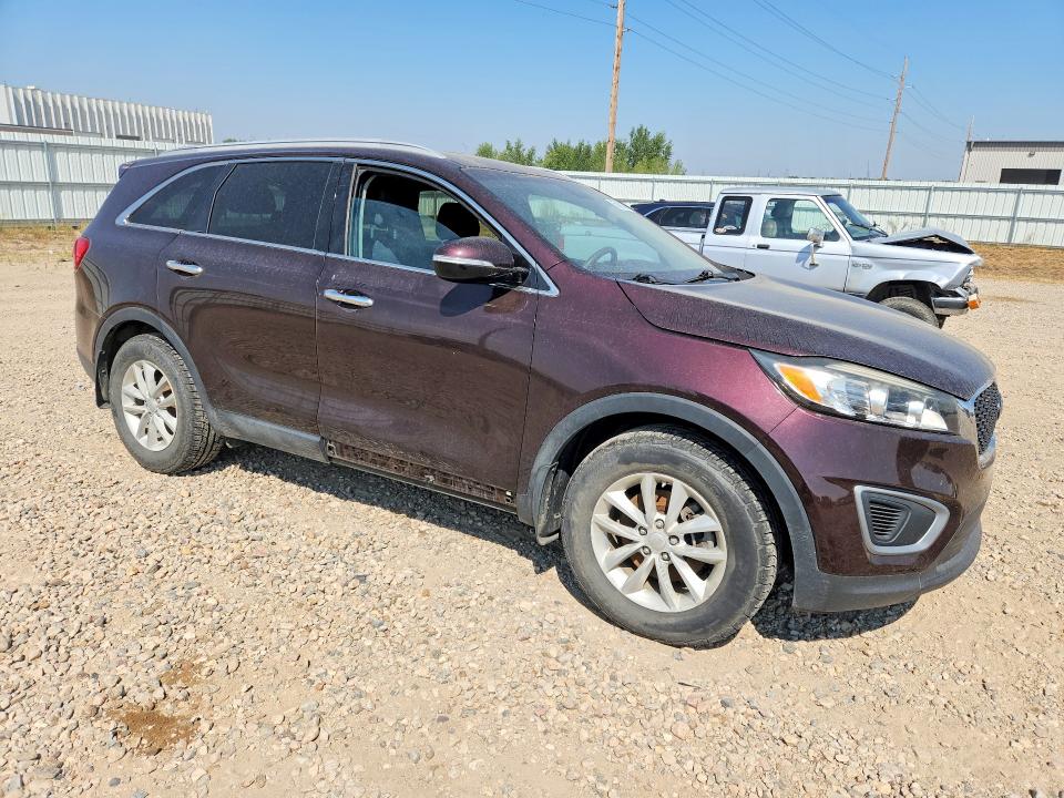 Photo 4 from auction – 2016 KIA SORENTO with VIN 5XYPG4A37GG045628