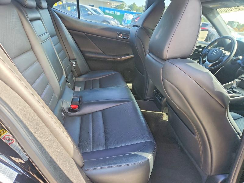 Photo 10 from auction – 2015 LEXUS IS with VIN JTHBF1D29F5065464