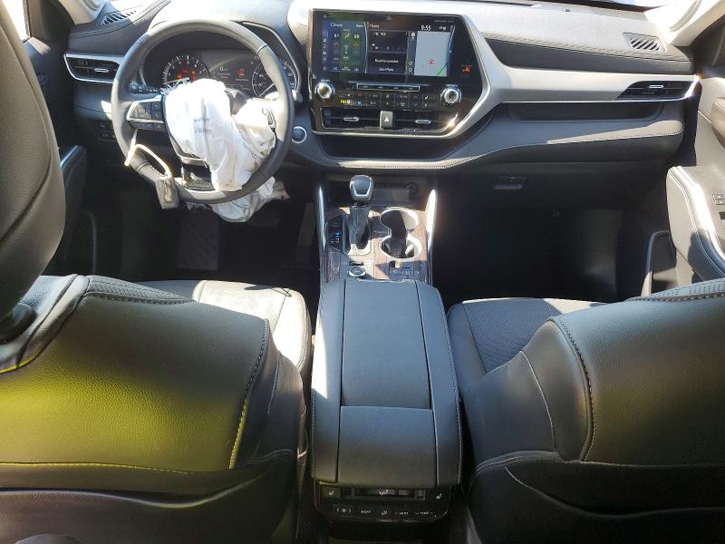 Photo 8 from auction – 2021 TOYOTA HIGHLANDER with VIN 5TDFZRBH9MS143085